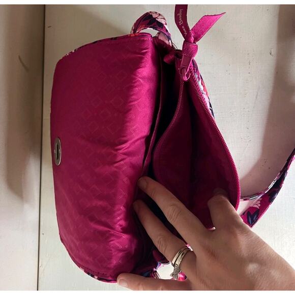 Vera Bradley Bloom Berry Turnlock Crossbody Camera Purse Bag Pink Floral - Picture 5 of 6